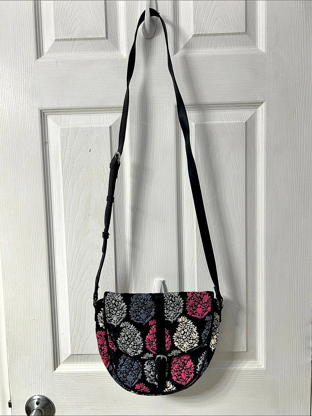 Vera Bradley Saddle Up Crossbody Bag Black & Pink